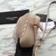 Replica YSL Saint Laurent Medium LouLou Chain Borsa Matelasse Albicocca in pelle Outlet YSL Saint Laurent Medium LouLou Chain Borsa Matelasse Albicocca in pelle imitazioni perfette