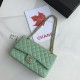 Replica Borsa classica con patta A1112 Hardware argento verde chiaro Griffate