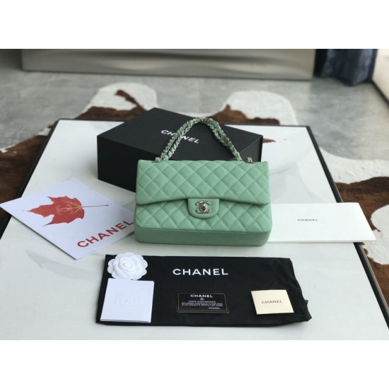 Dupe Imitazioni borse griffate Classica In Pelle Di Vitello Grana A1112 Verde Chiaro imitazioni perfette Replica borse griffate Classica In Pelle Di Vitello Grana A1112 Verde Chiaro Griffate