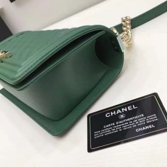 Riproduzione Fedele Le Boy Medium Borsa in pelle vellutata Classic Flap verde imitazioni Replica Alta Qualità Le Boy Medium Borsa in pelle vellutata Classic Flap verde