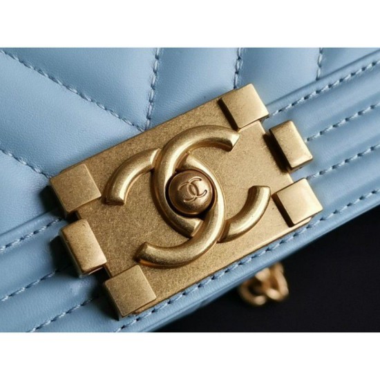 Replica Boy Classic Flap Borse A67086 Pelle di agnello azzurra Outlet Boy Classic Flap Borse A67086 Pelle di agnello azzurra imitazioni perfette