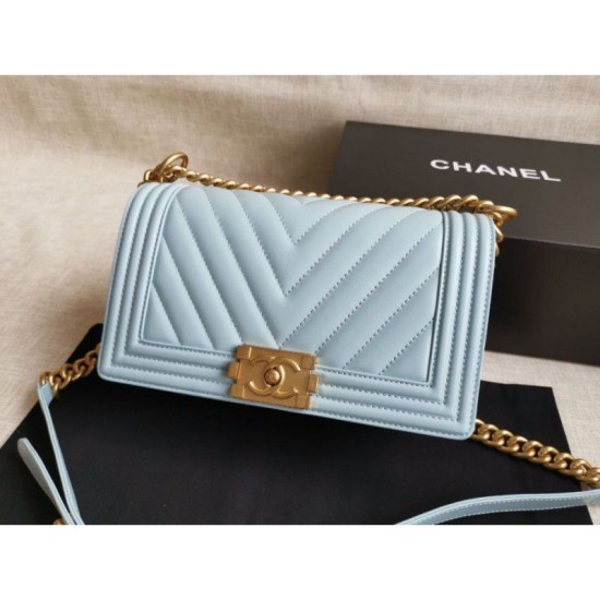 Replica Boy Classic Flap Borse A67086 Pelle di agnello azzurra Outlet Boy Classic Flap Borse A67086 Pelle di agnello azzurra imitazioni perfette