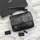 Riproduzione Fedele Borsa a catena media YSL Saint Laurent nera imitazioni Replica Alta Qualità Borsa a catena media YSL Saint Laurent nera