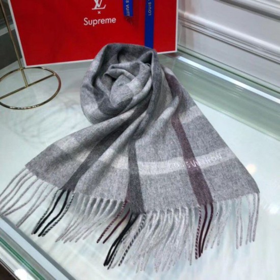Riproduzione Fedele Sciarpe di seta cashmere grigie imitazioni Replica Alta Qualità Sciarpe di seta cashmere grigie