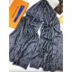 Riproduzione Fedele Sciarpa classica in cashmere grigio imitazioni Replica Alta Qualità Sciarpa classica in cashmere grigio