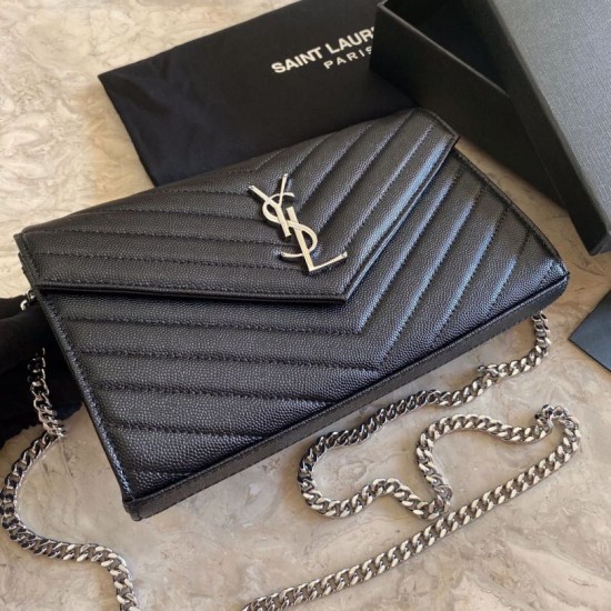 Cloni Firmate Imitazione Portafoglio con catena YSL Saint Laurent con busta a catena in pelle martellata nero argento hardware imitazioni