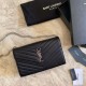 Cloni Firmate Imitazione Portafoglio con catena YSL Saint Laurent con busta a catena in pelle martellata nero argento hardware imitazioni