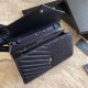 Cloni Firmate Imitazione Portafoglio con catena YSL Saint Laurent con busta a catena in pelle martellata nero argento hardware imitazioni