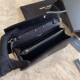 Cloni Firmate Imitazione Portafoglio con catena YSL Saint Laurent con busta a catena in pelle martellata nero argento hardware imitazioni