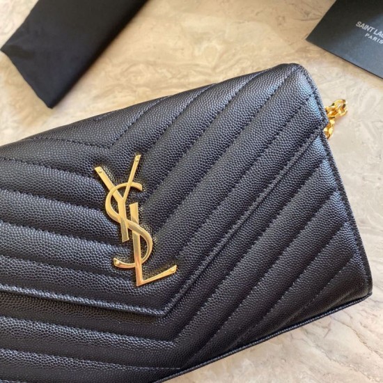 Portafoglio con catena YSL Saint Laurent con busta a catena in pelle martellata Hardware nero oro Dupe Perfetta Cloni Firmate Portafoglio con catena YSL Saint Laurent con busta a catena in pelle martellata Hardware nero oro imitazioni