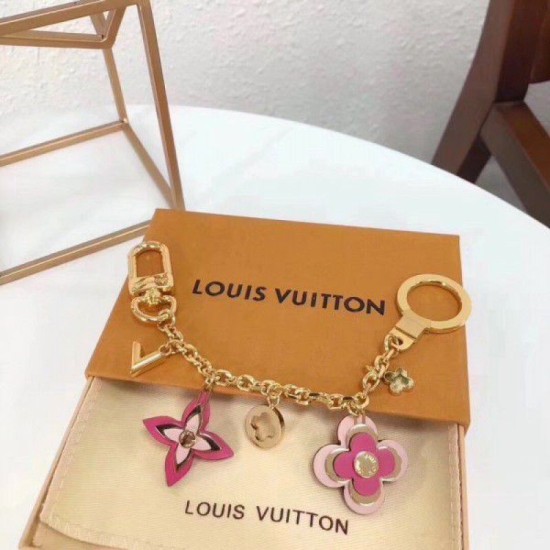 Replica Alta Qualità Blooming Flowers Chain Borse Charm M67288