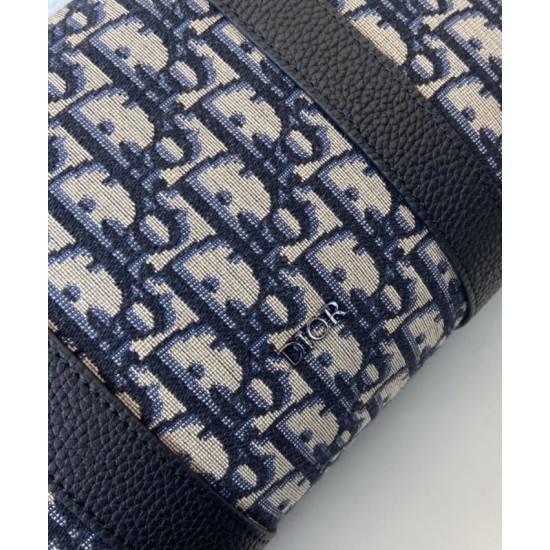 Borse Christian Dior Lingot 26 blu scuro Borse Christian Dior Lingot 26 blu scuro
