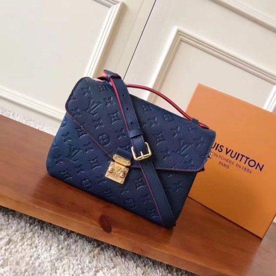 Replica Alta Qualità Pochette Metis M44071