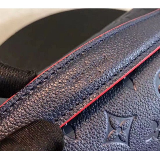 Replica Alta Qualità Pochette Metis M44071
