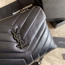 Borsa a tracolla Monogram con busta lunga YSL Saint Laurent Nera Dupe Perfetta Cloni Firmate Borsa a tracolla Monogram con busta lunga YSL Saint Laurent Nera imitazioni