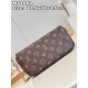 Portafoglio Louis Vuitton su catena Ivy Monogram M81911