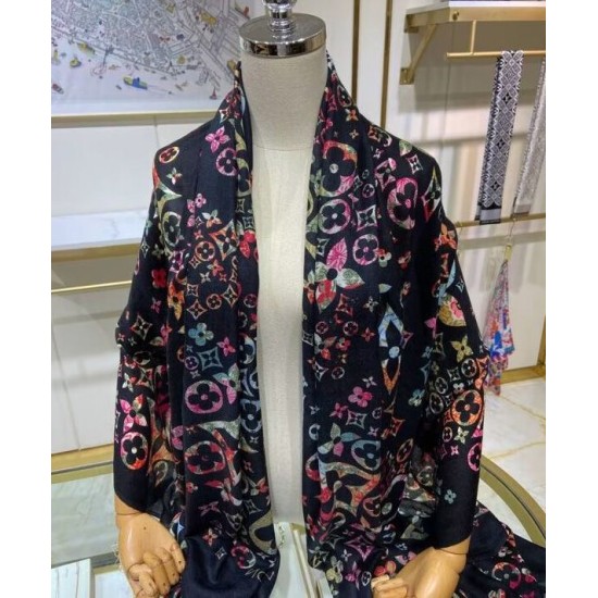 Sciarpa monogramma da donna Louis Vuitton nera Sciarpa monogramma da donna Louis Vuitton nera