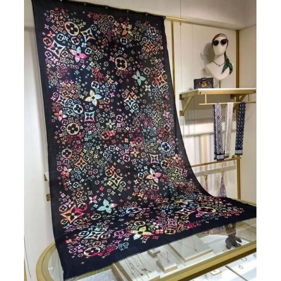 Sciarpa monogramma da donna Louis Vuitton nera Sciarpa monogramma da donna Louis Vuitton nera