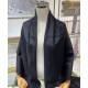 Sciarpa monogramma da donna Louis Vuitton nera Sciarpa monogramma da donna Louis Vuitton nera