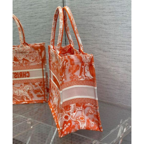 Christian Dior Medium Dior Book Tote arancione