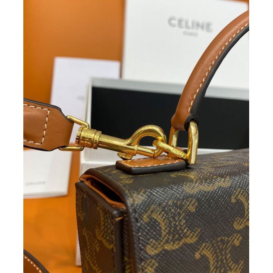 Celine Box Triomphe In Tela Triomphe E Pelle Di Vitello Caffè Celine Box Triomphe In Tela Triomphe E Pelle Di Vitello Caffè