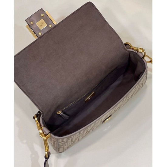 Replica Fendi Baguette 8BR6009 Grigio imitazioni Miglior Prezzo Fendi Baguette 8BR6009 Grigio Replica