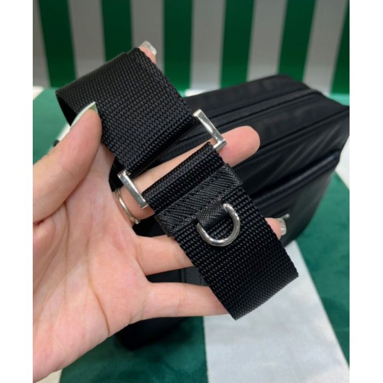 a tracolla Prada Re-Nylon 1BC167 nera a tracolla Prada Re-Nylon 1BC167 nera
