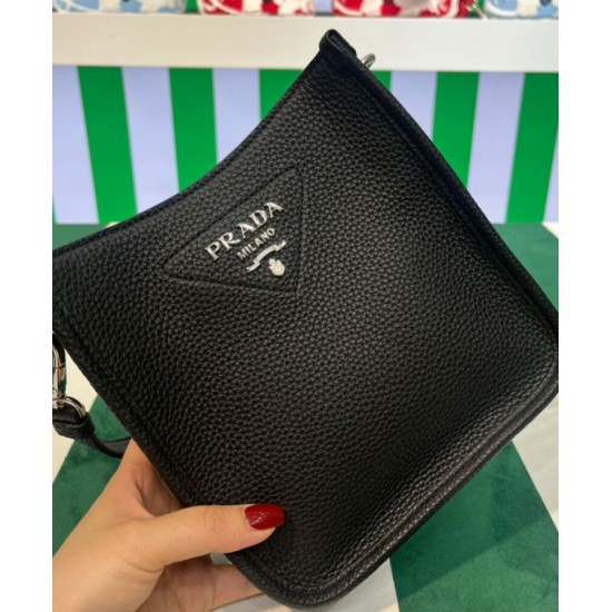 Mini borsa a tracolla Prada 1BH191 nera Mini borsa a tracolla Prada 1BH191 nera