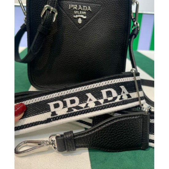Mini borsa a tracolla Prada 1BH191 nera Mini borsa a tracolla Prada 1BH191 nera