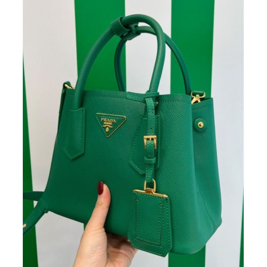 Replica Mini Borsa Prada Doppia In Pelle Saffiano Verde imitazioni Miglior Prezzo Mini Borsa Prada Doppia In Pelle Saffiano Verde Replica