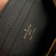 Replica Pari Portafoglio Louis Vuitton con catena Ivy M82210 Nero imitazioni Miglior Prezzo Pari replica Portafoglio Louis Vuitton con catena Ivy M82210 Nero