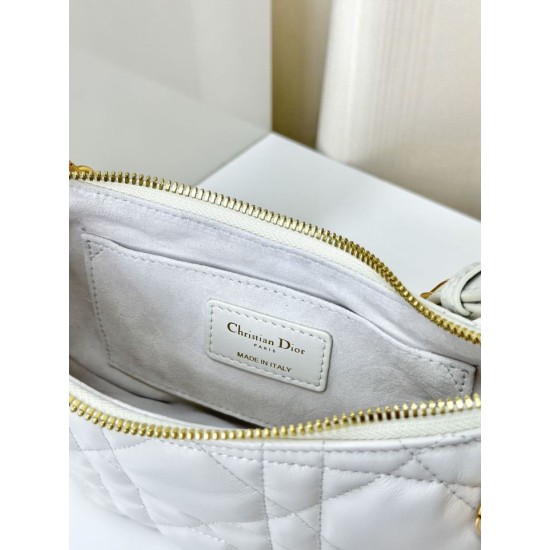 Replica Christian Dior CD Lounge Bag Supple Macrocannage Bianco imitazioni Miglior Prezzo Christian Dior CD Lounge Bag Supple Macrocannage Bianco Replica