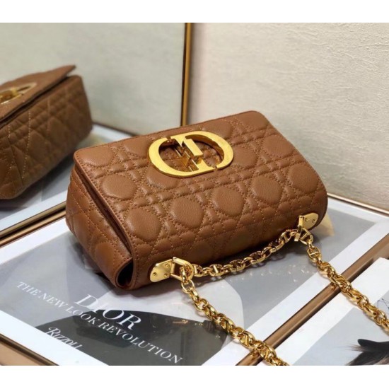 Replica Perfetta Caro piccola Christian Dior Cannage in pelle di vitello marrone imitazioni Miglior Prezzo Replica Perfetta Caro piccola Christian Dior Cannage in pelle di vitello marrone