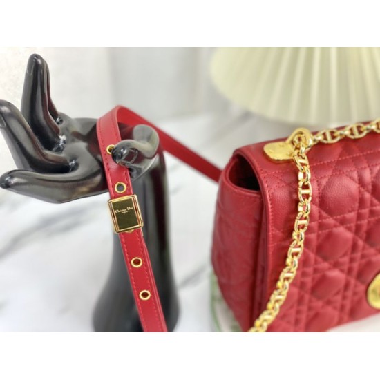 Replica Imitazione Christian Dior Borsa Dior Caro grande rossa imitazioni Miglior Prezzo Imitazione Christian Dior Borsa Dior Caro grande rossa Replica