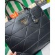 Replica Borse Alta Qualità Prada Prada Symbole grande in pelle con impunture 1BA377 Nera imitazioni Miglior Prezzo Borse Replica Alta Qualità Prada Prada Symbole grande in pelle con impunture 1BA377 Nera
