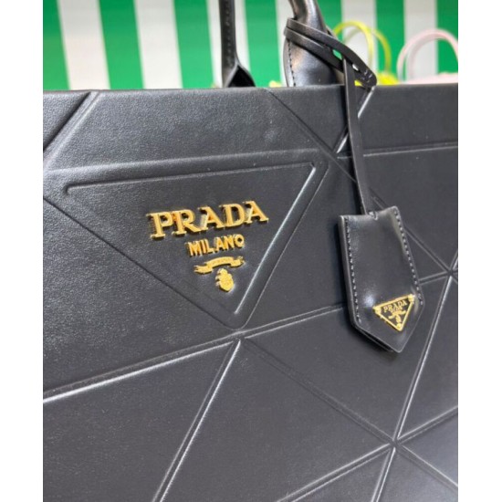 Replica Borse Alta Qualità Prada Prada Symbole grande in pelle con impunture 1BA377 Nera imitazioni Miglior Prezzo Borse Replica Alta Qualità Prada Prada Symbole grande in pelle con impunture 1BA377 Nera