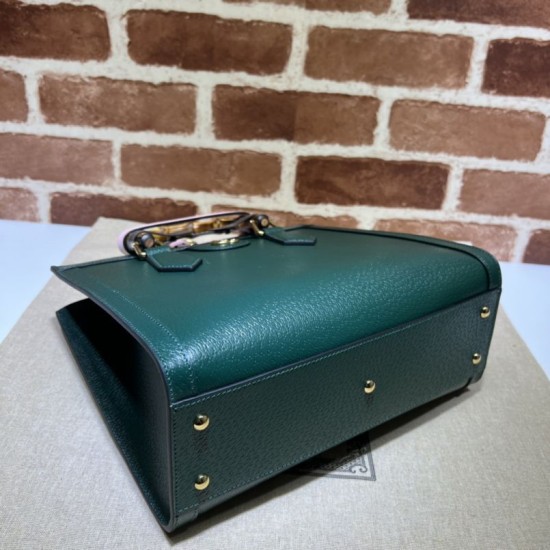Replica Borse tote piccola Gucci Diana 702721 Verde imitazioni Miglior Prezzo Borse Replica tote piccola Gucci Diana 702721 Verde