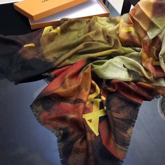 Riproduzione Fedele Monogram Shawl Light M70611 imitazioni Replica Alta Qualità Monogram Shawl Light M70611