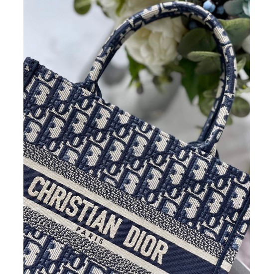 Christian Dior Borsa piccola Dior Book Tote blu scuro Christian Dior Borsa piccola Dior Book Tote blu scuro