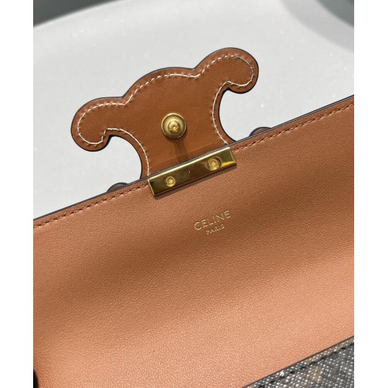 Celine Borsa a tracolla con catena Cuir Triomphe 199242 Henna Celine Borsa a tracolla con catena Cuir Triomphe 199242 Henna