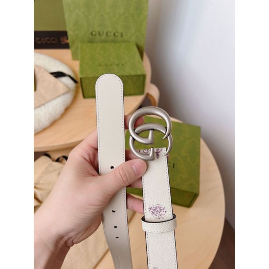 Replica Cintura sottile Gucci GG Marmont 625839 30mm Argento imitazioni Miglior Prezzo Cintura sottile Gucci GG Marmont 625839 30mm Argento Replica
