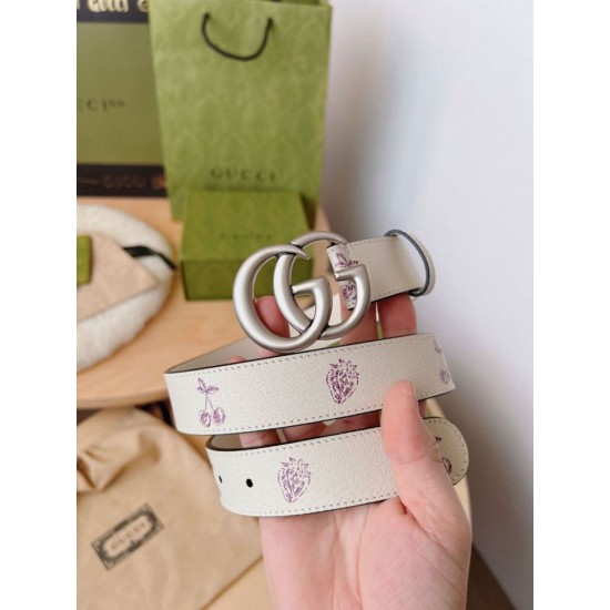 Replica Cintura sottile Gucci GG Marmont 625839 30mm Argento imitazioni Miglior Prezzo Cintura sottile Gucci GG Marmont 625839 30mm Argento Replica