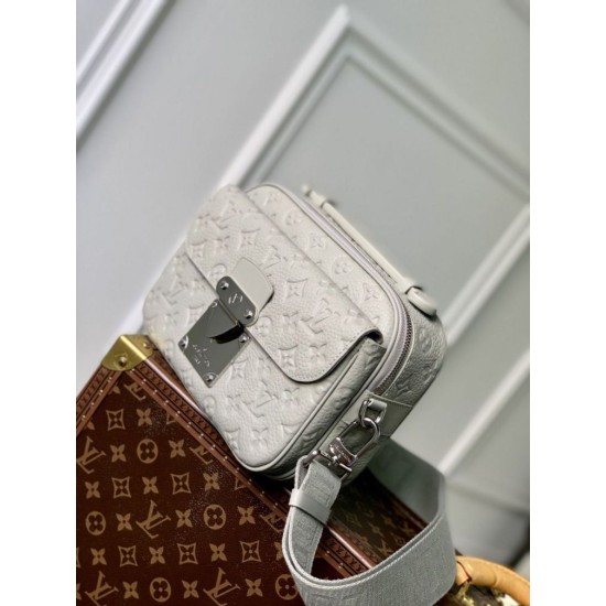 Replica Borsa a tracolla LV S-Lock M23152 Monogramma Taurillon imitazioni Miglior Prezzo Borsa a tracolla LV S-Lock M23152 Monogramma Taurillon Replica