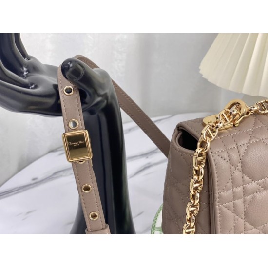 Replica Christian Dior Dior Caro media in pelle di vitello Cannage grigia imitazioni Miglior Prezzo Christian Dior replica Dior Caro media in pelle di vitello Cannage grigia