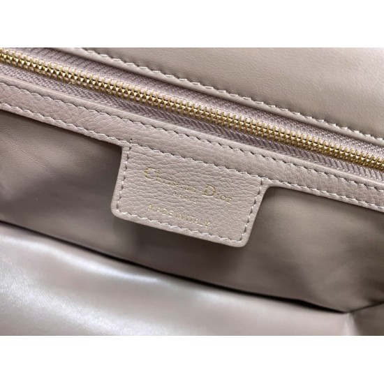 Replica Christian Dior Dior Caro media in pelle di vitello Cannage grigia imitazioni Miglior Prezzo Christian Dior replica Dior Caro media in pelle di vitello Cannage grigia