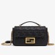 Replica Borse midi Fendi Baguette con catena in nappa nera imitazioni Miglior Prezzo Borse Replica midi Fendi Baguette con catena in nappa nera