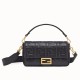 Replica Perfetta baguette media Fendi motivo FF nera imitazioni Miglior Prezzo Replica Perfetta baguette media Fendi motivo FF nera