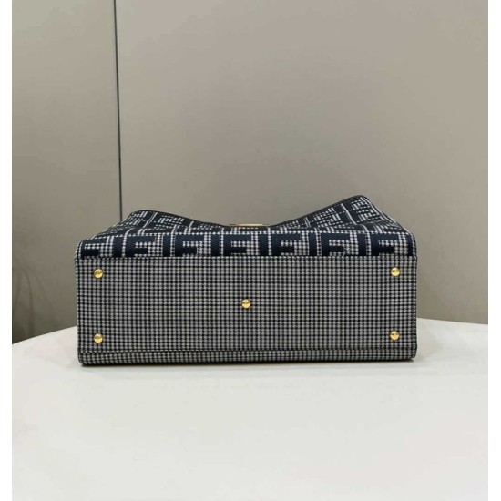 Replica Shopper Fendi X-Tote in lana pied de poule con ricamo FF 8BH374 Grigia imitazioni Miglior Prezzo Shopper Fendi X-Tote in lana pied de poule con ricamo FF 8BH374 Grigia Replica