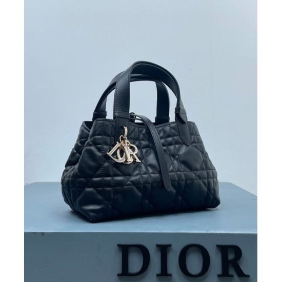 Replica Borsa Christian Dior piccola/media Dior Toujours nera imitazioni Miglior Prezzo Borsa Christian Dior piccola/media Dior Toujours nera Replica