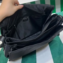 Replica borse griffate a tracolla imbottita grande Prada Re-Nylon 1BD256 Nera imitazioni Miglior Prezzo Imitazioni borse griffate a tracolla imbottita grande Prada Re-Nylon 1BD256 Nera Replica
